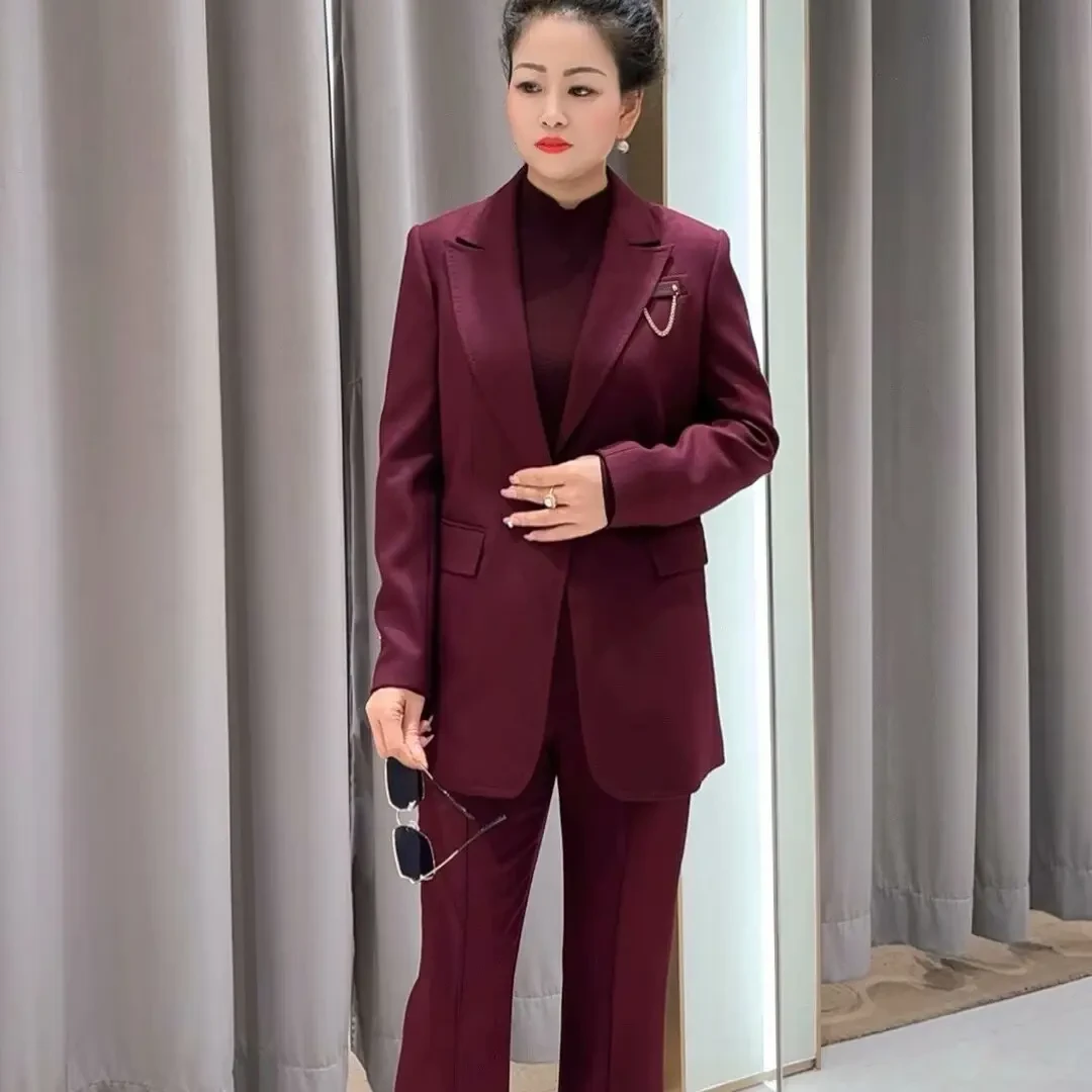 100025+620093酒红色修身显瘦气质西装两件套装正装秋冬时尚