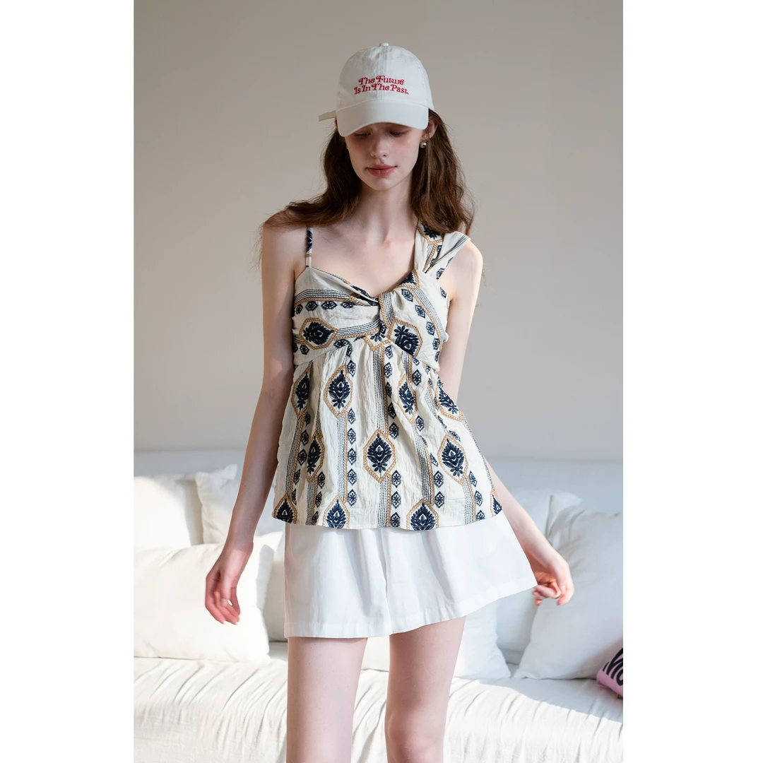 EGGKA【现现】波西米亚风刺绣不规则吊带设计感度假气质E25A5420AF