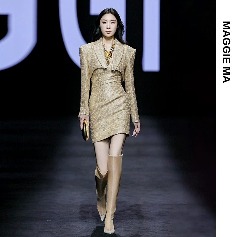 MAGGIE MA马婧设计师款精致优雅金属丝正肩短西装连衣裙套装801D