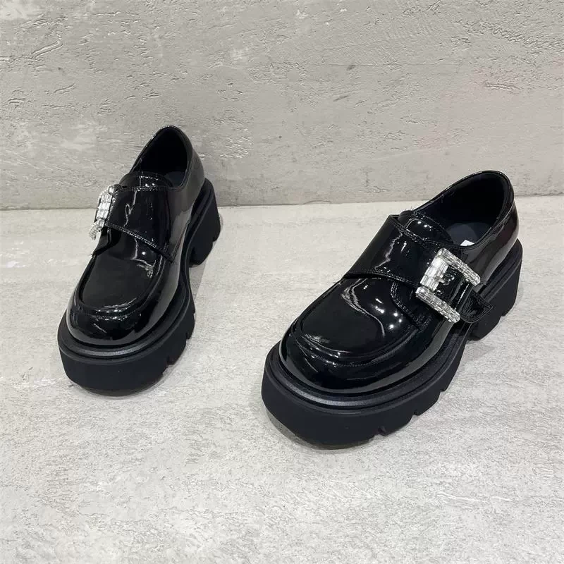 欧洲站2025春真皮女鞋时尚休闲英伦风漆面厚底乐福鞋百搭舒适单鞋