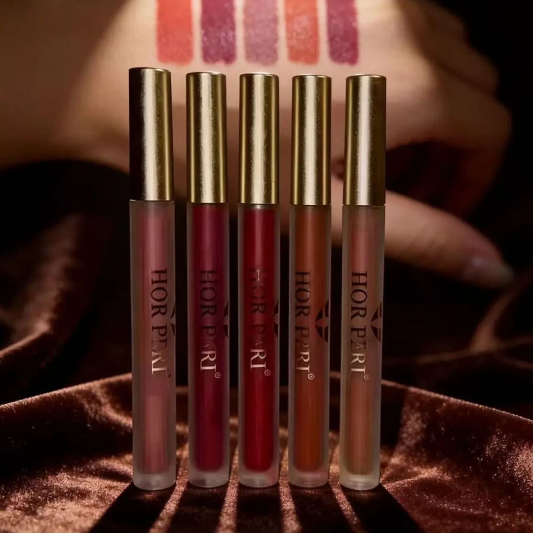 不掉色显白唇釉口红
