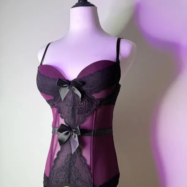 性感蕾丝连体睡衣禁欲系小胸聚拢马甲制服