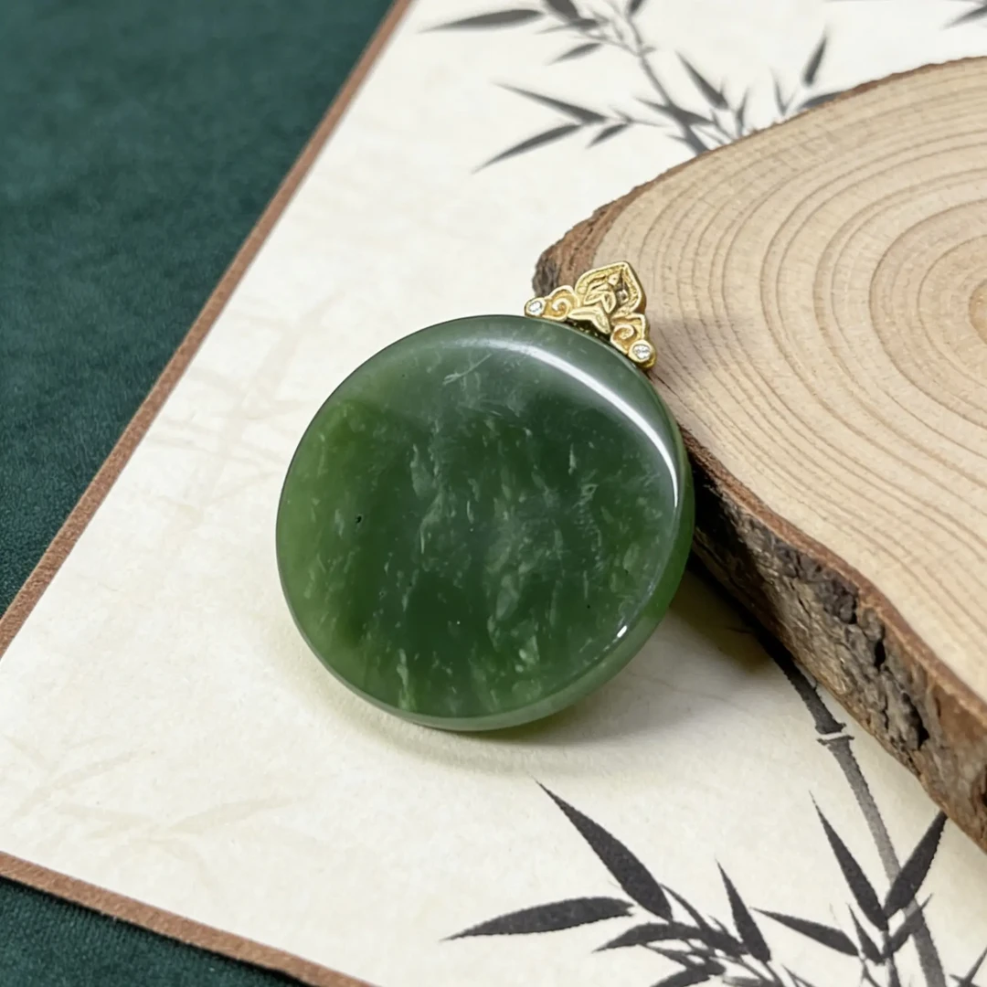 和田玉碧玉圆牌精美百搭