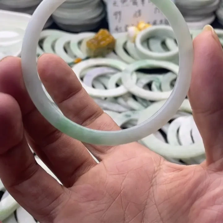 天然翡翠叮当镯图片款不退福利款