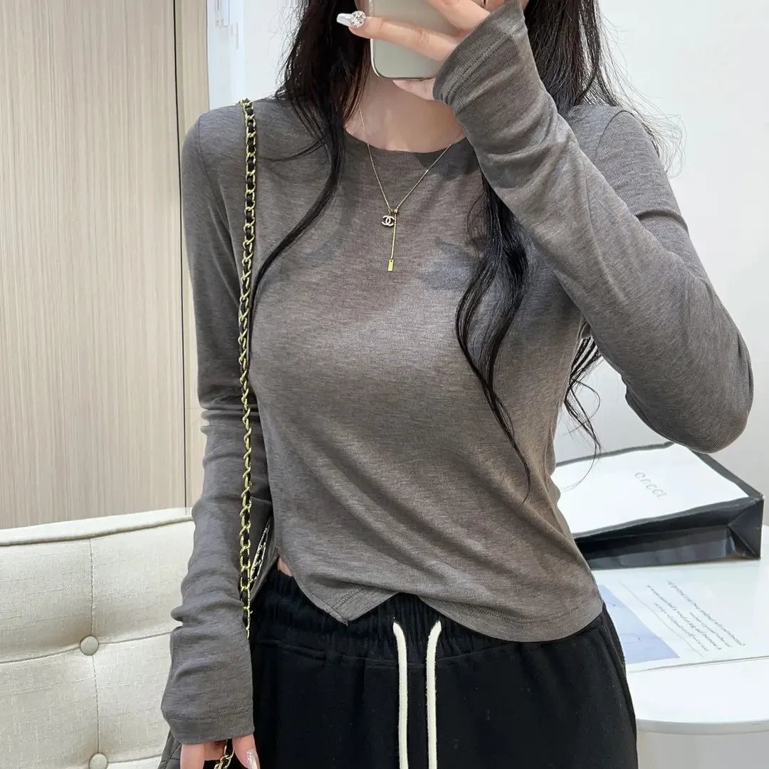 白色开叉短款T恤衫不规则女秋季圆领长袖洋气设计感内搭打底上衣