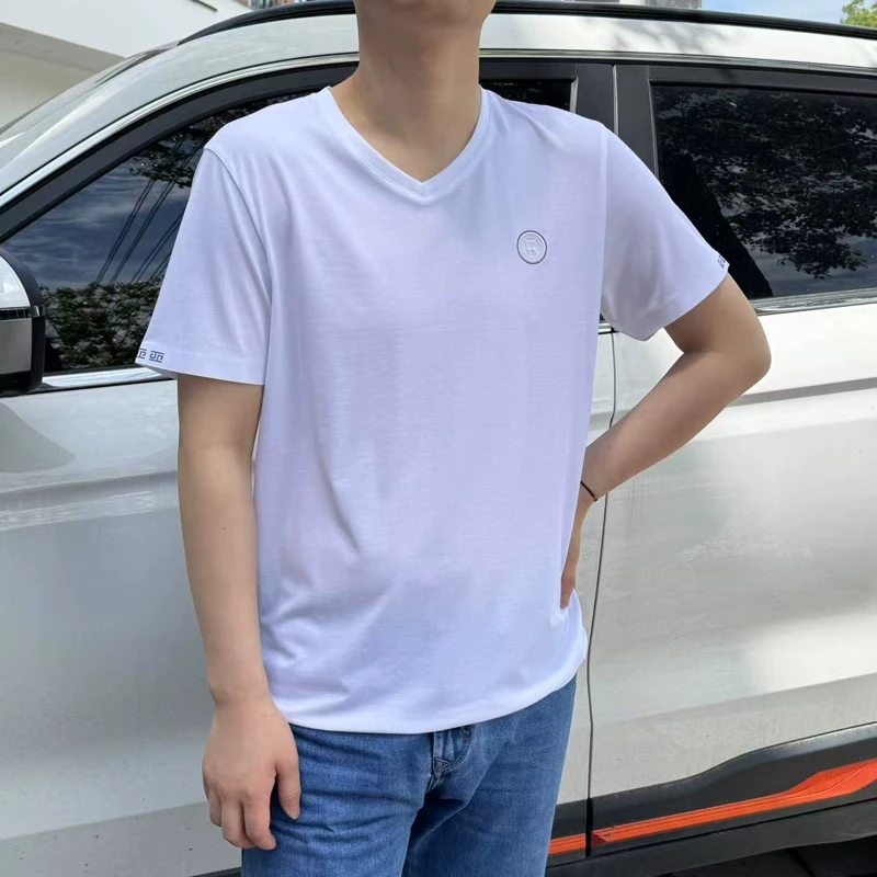 222096  简洁大气2025年夏季新款男士白色V领短袖T恤