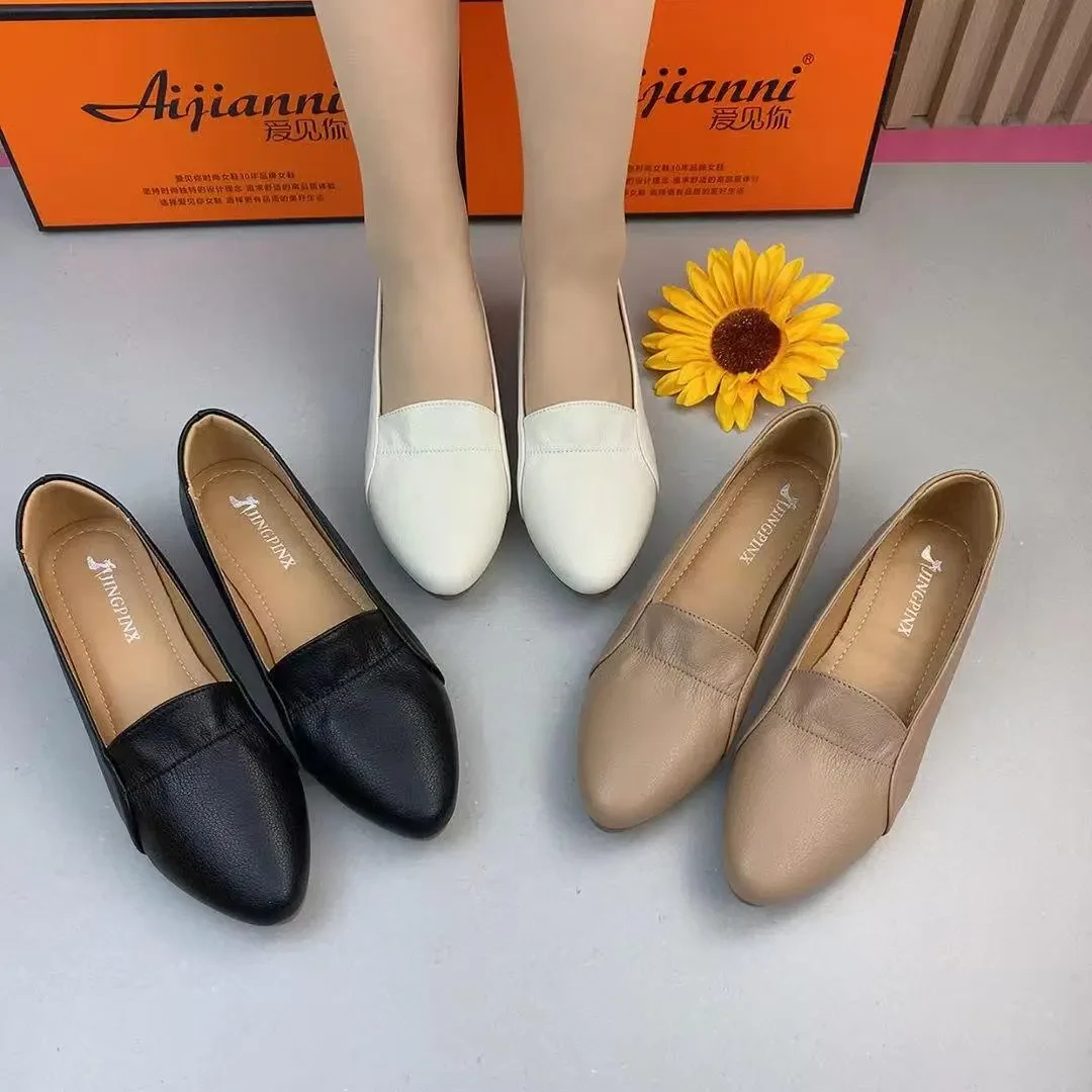 新款尖头鞋粗跟软底工作鞋软面时尚气质女鞋