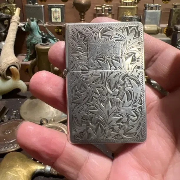 男士炫酷青铜浮雕防风打火机老式砂轮创意礼品