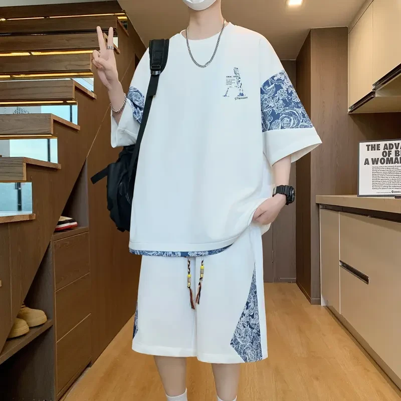 夏季青少年学生圆领短袖t恤男士套装2025新款宽松两件套大童帅气