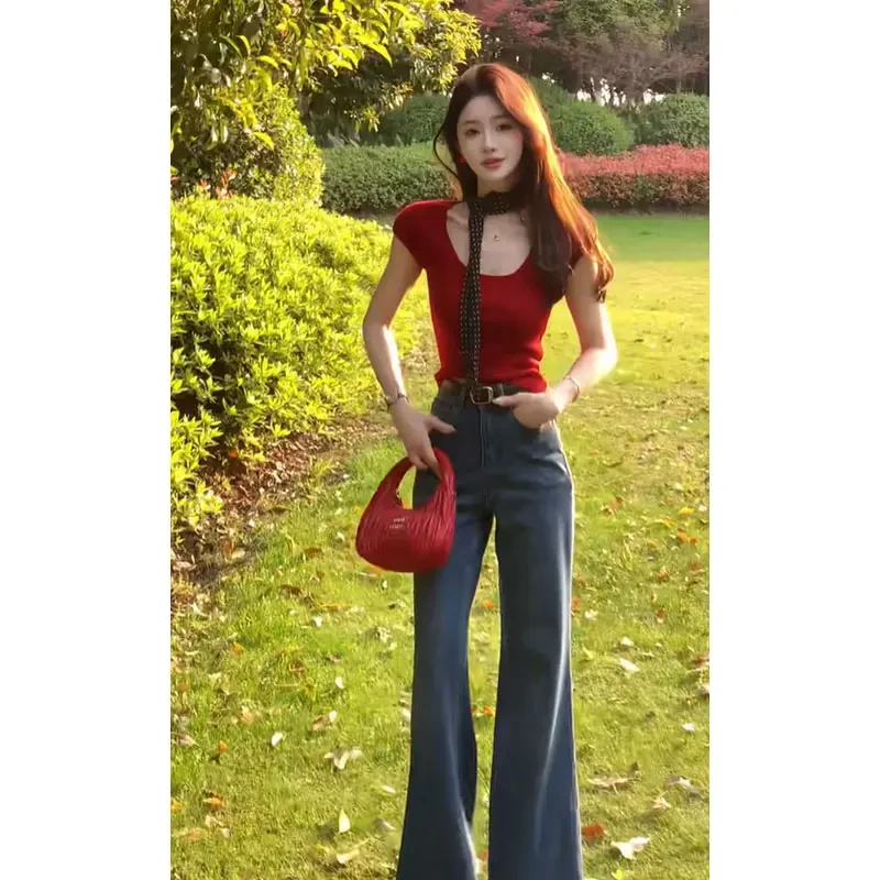 T恤U领红色休闲短袖上衣夏季女装洋气时髦气质高腰显瘦微喇牛仔裤
