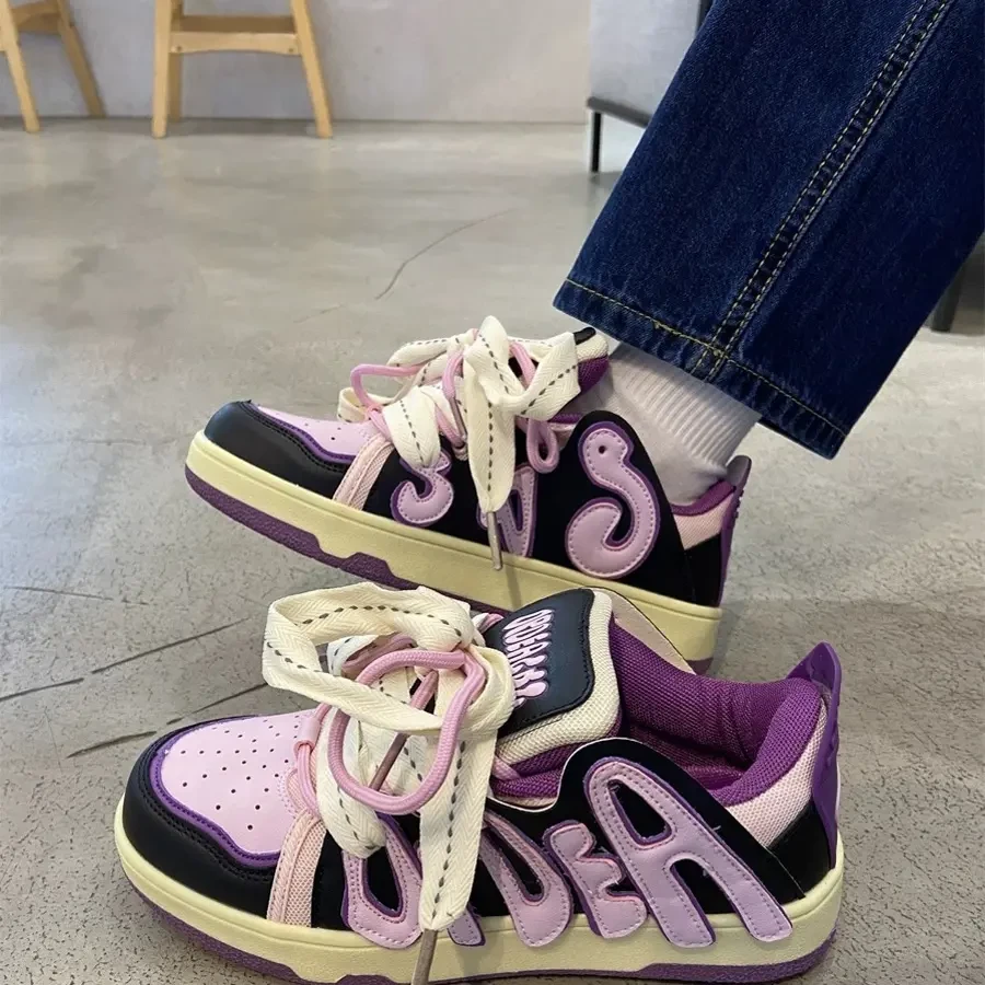 高街款字母面包鞋女潮流秋冬新款学生百搭情侣运动休闲板鞋子