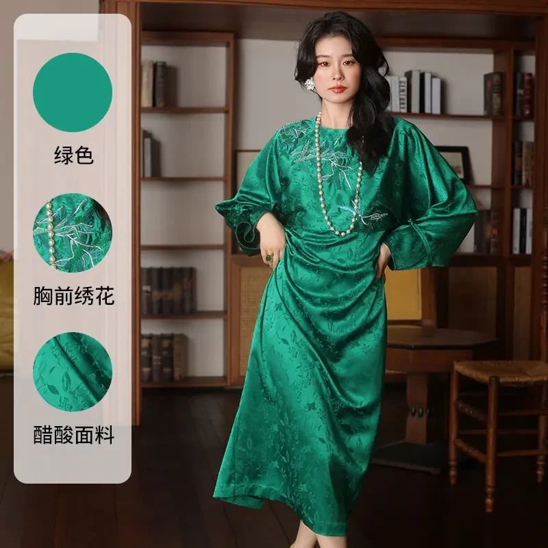 新中式收腰显瘦春夏新款轻奢高级感绿色连衣裙