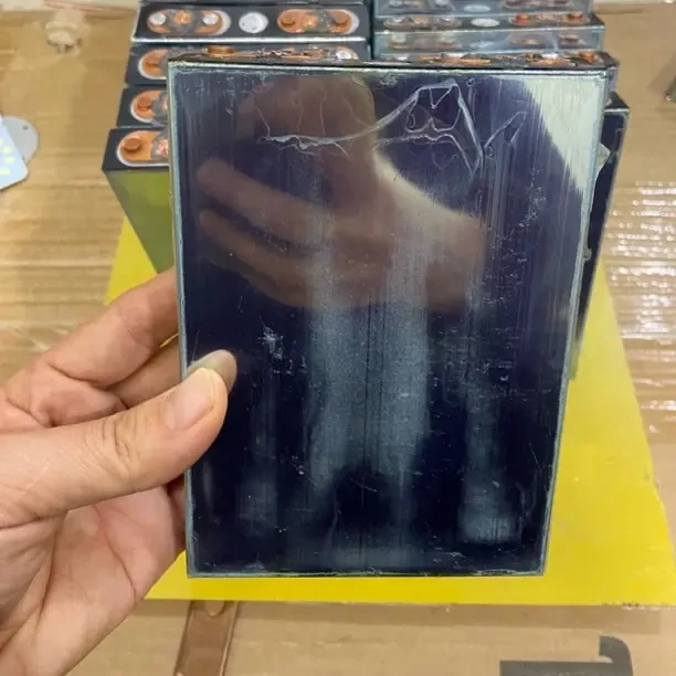 40A3.2V磷酸铁锂电池一个（处理鼓包不退不换）