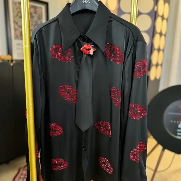 原创设计轻滑面烫钻长袖衬衫