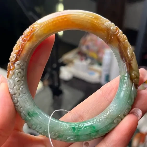 三彩翡翠圆条手镯