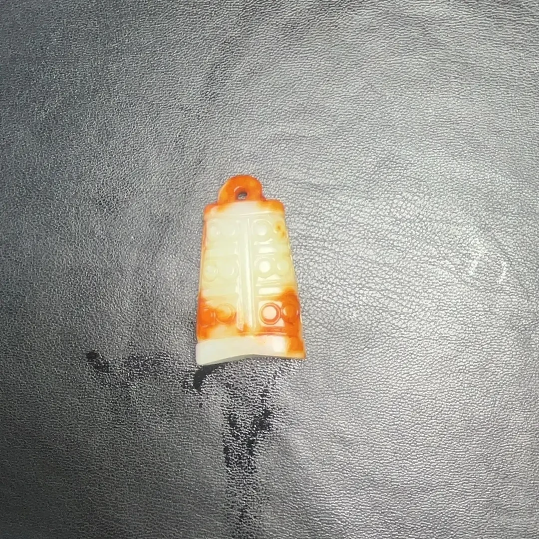 新疆和田玉、仿古工艺、编钟挂件25克