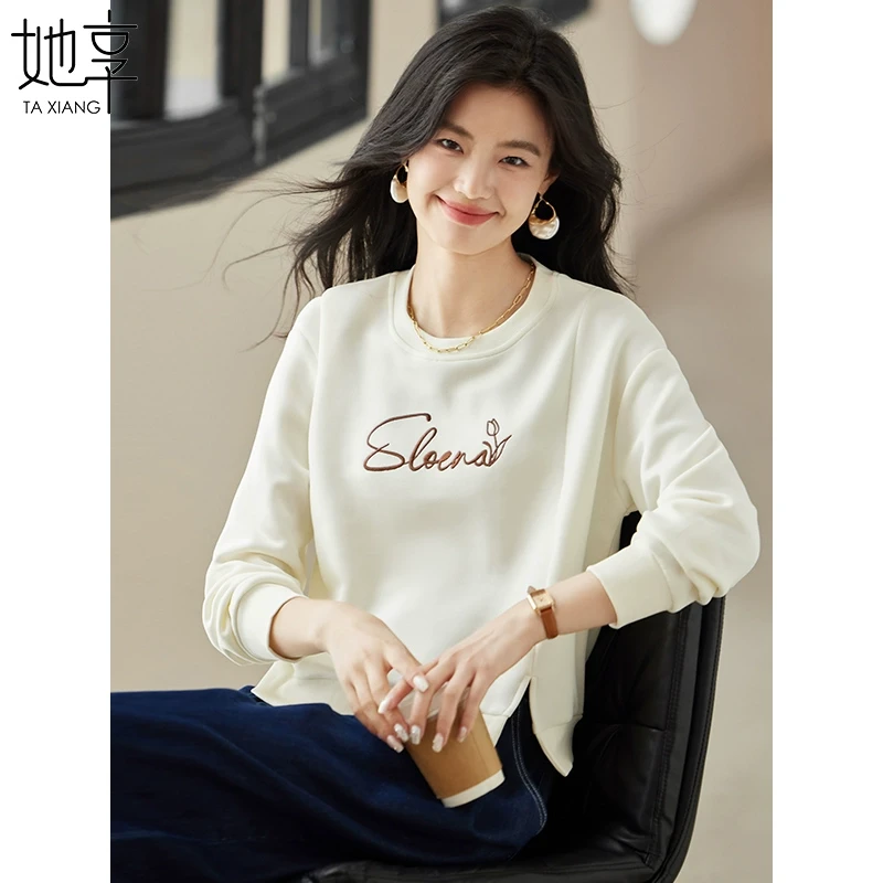 【她享】圆领卫衣女开叉短款春秋百搭字母刺绣套头外套T143W1010