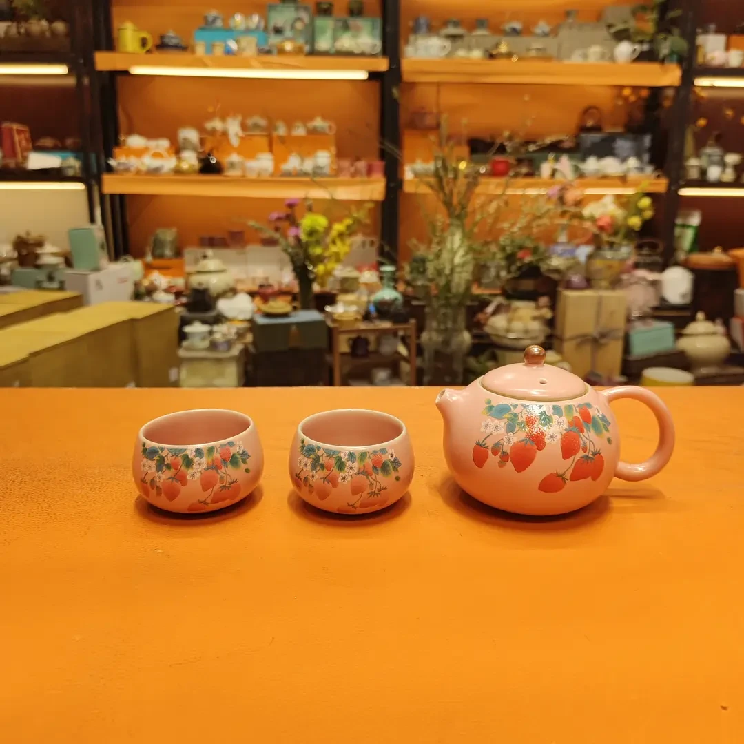 一鸣 粉汝西施草莓茶壶 2362