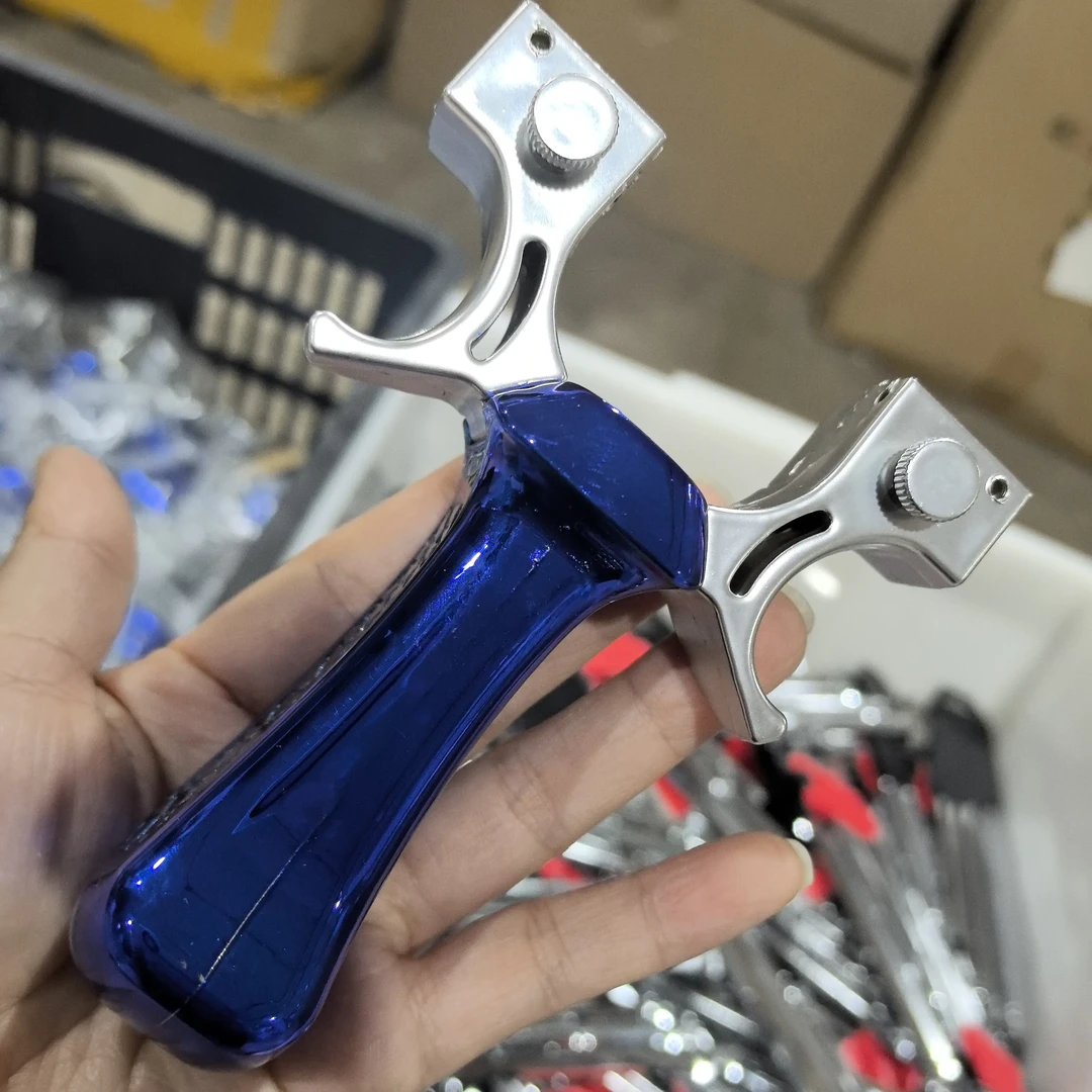 高精度户外竞技弹弓成人专用带激光瞄准没有皮筋