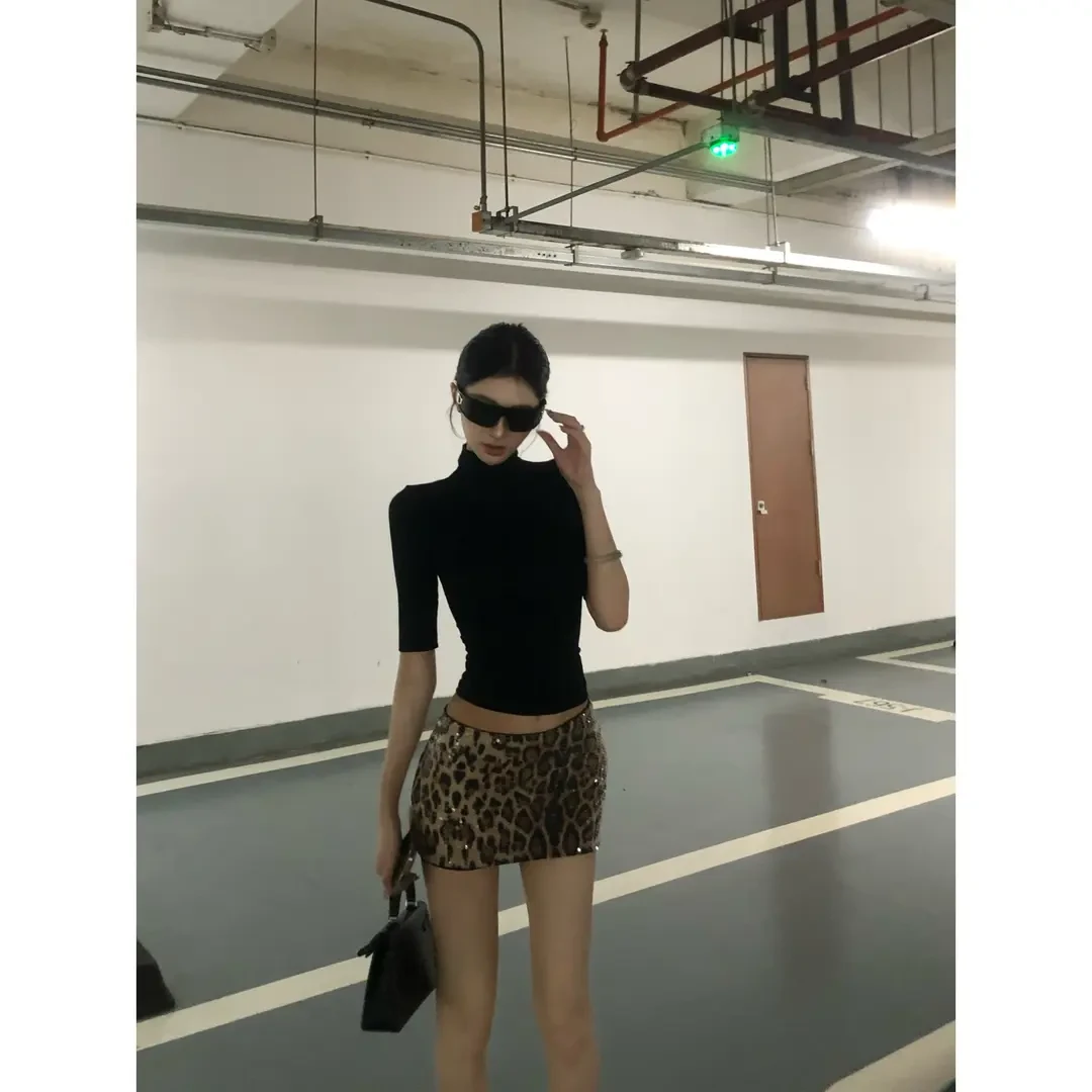 财阀千金女装性感显瘦微微透半袖打底衫上衣2025夏季辣妹豹纹半裙