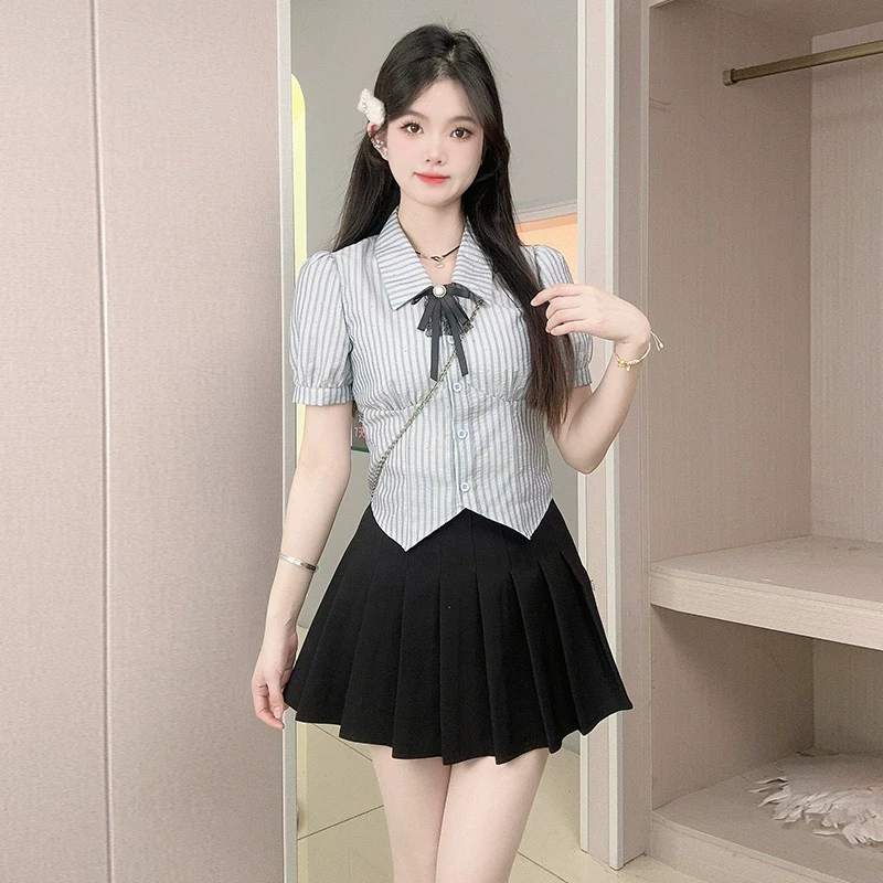 OLOIU2025新款学院风女装蝴蝶结条纹短袖衬衫夏季褶皱设计感泡泡