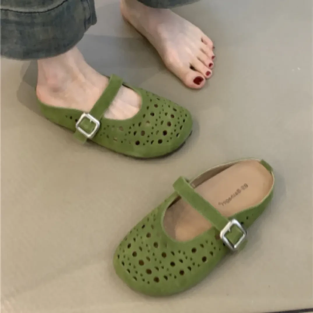 真皮小众设计感包拖鞋2025年森女镂空透气丑萌勃肯鞋平底包头夏季