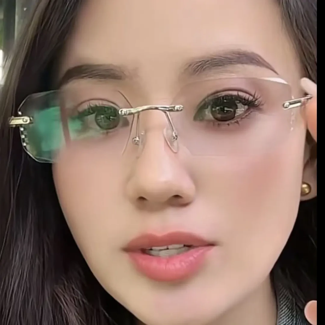 林芝卓玛变色眼镜买买买