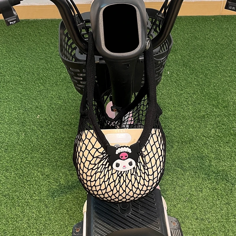 电动车前置通用储物网兜可爱卡通库洛米电瓶车头盔收纳袋置物神器