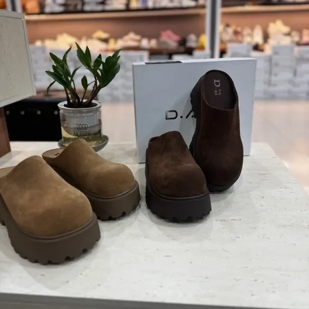 蒂爱家厚底包头勃肯拖驼色布朗尼