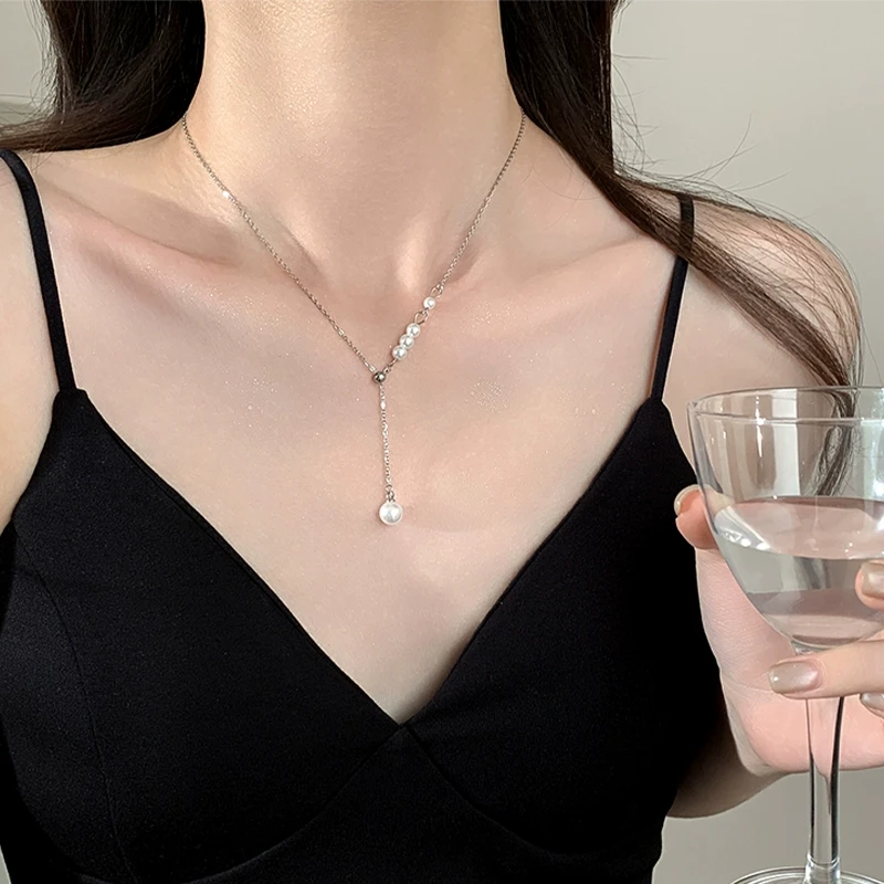 气质珍珠吊坠项链款女2025新款锁骨链高级感轻奢小众颈链韩系配饰