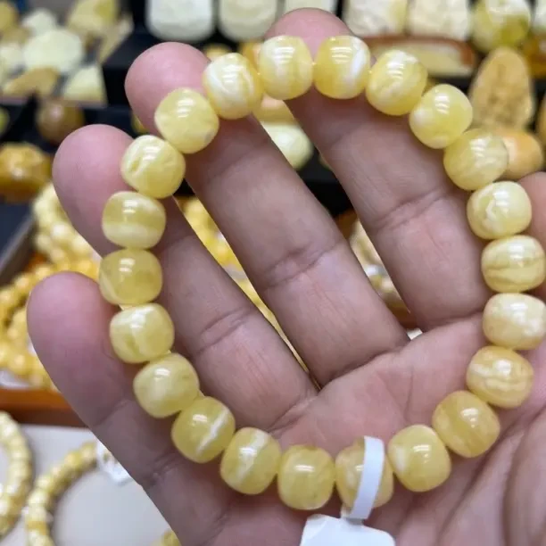 精工极限弧老型手串蜜蜡原矿原石