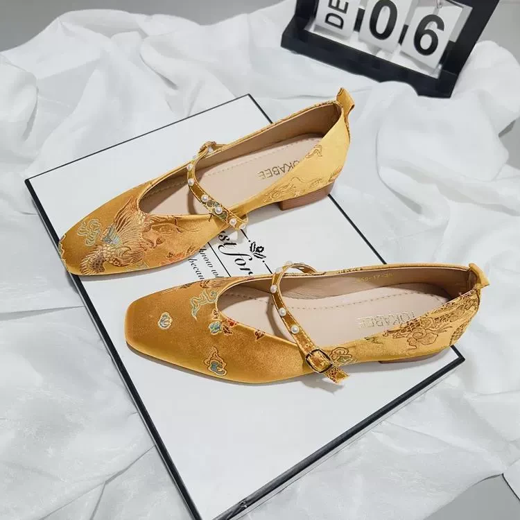 复古风龙凤刺绣粗跟单鞋女2025春秋款新中式一字扣玛丽珍低跟女鞋