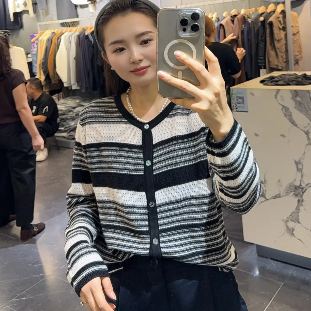 【OZZ—2226】女装黑白针织薄款长袖开衫条纹毛针织衫针织衫女春季