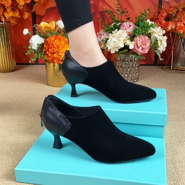 高跟鞋低跟小跟磨砂绒面皮鞋女2025新款春秋百搭尖头真皮深口单鞋