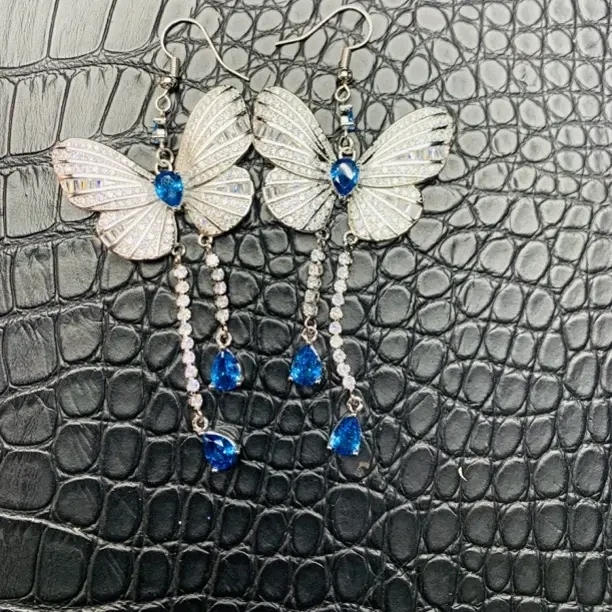 培育蓝宝石优雅百搭气质时尚耳环矢车菊蝴蝶灵动88