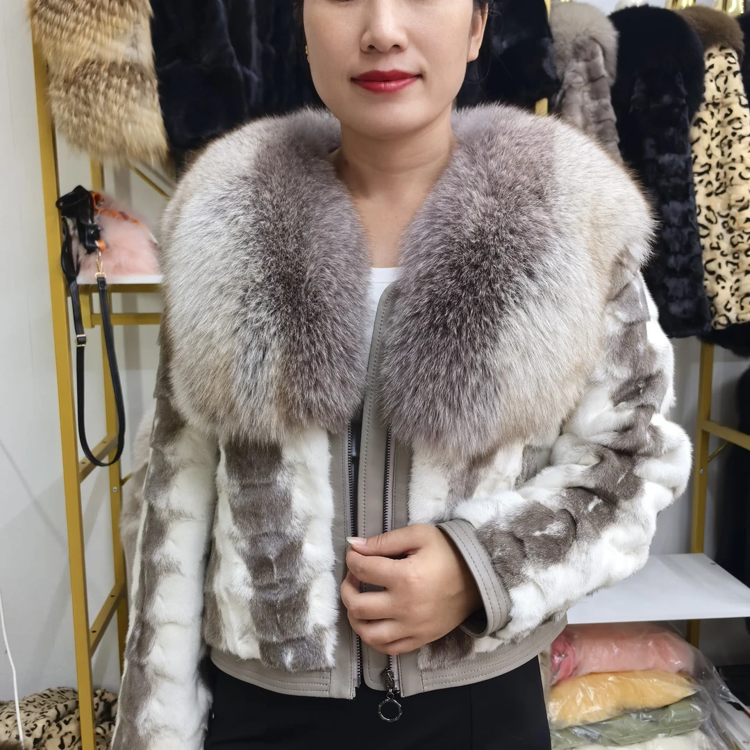 简约时尚V领女原色海军领短款水貂外套