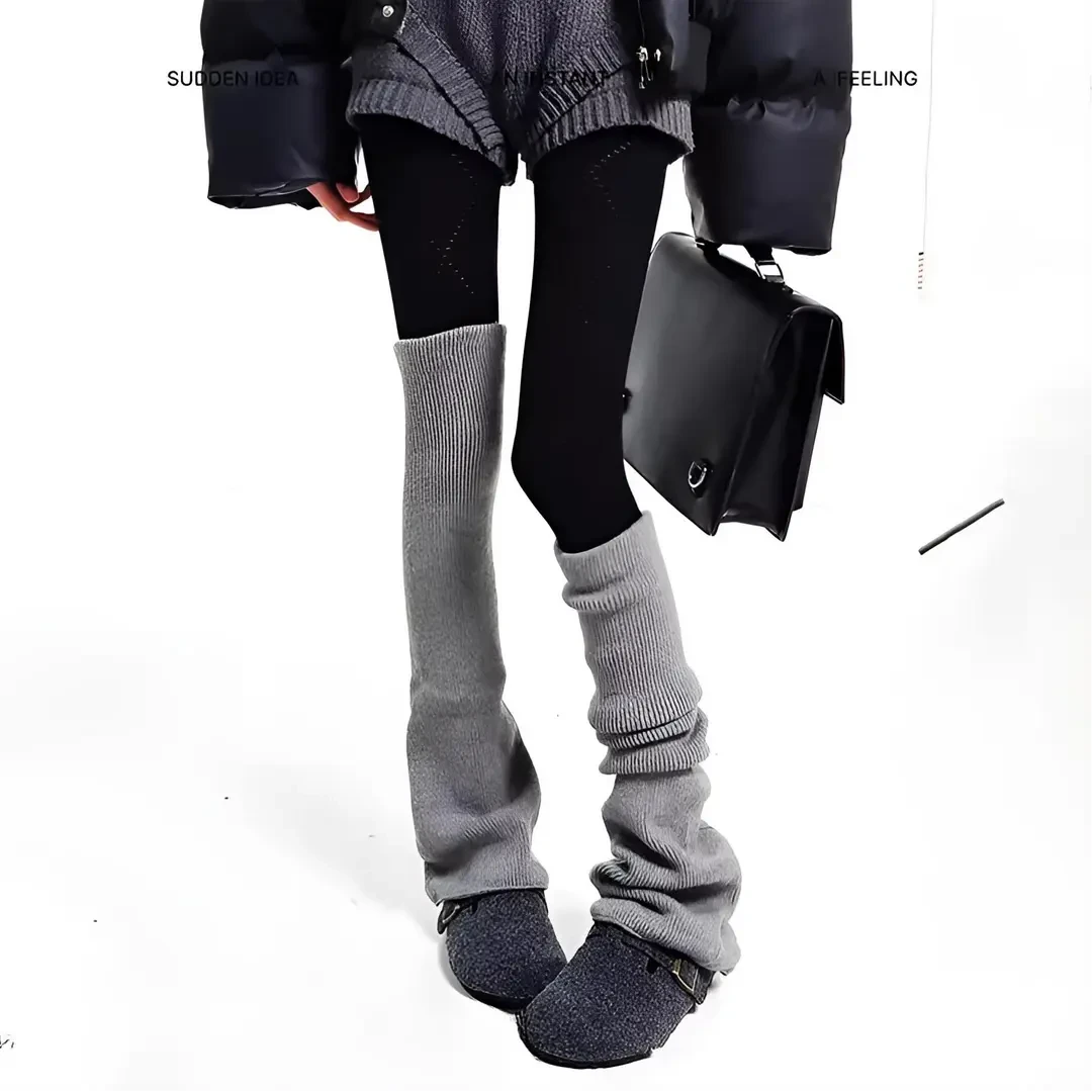 灰黑拽姐天菜！！被这双微喇袜套狠狠美到了 敲遮肌肉腿敲显瘦~！