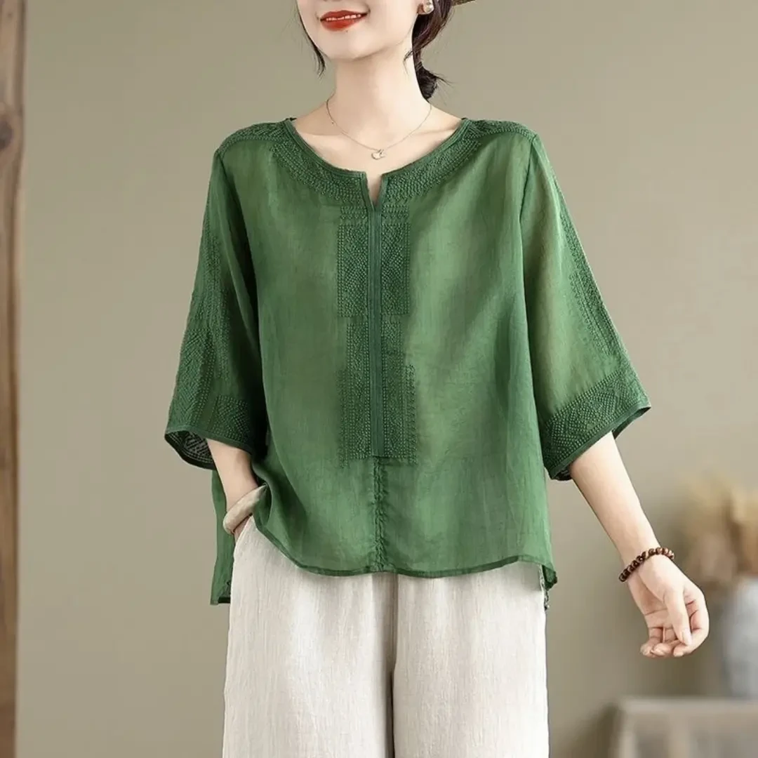 夏季新款宽松纯色刺绣衬衫时尚百搭大码洋气薄款复古文艺妈妈装