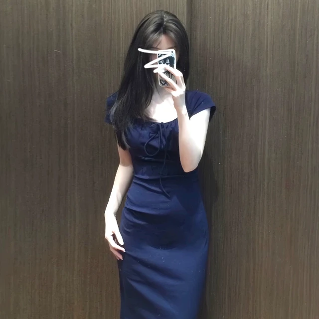 藏蓝色显白方领绑带短袖连衣裙女夏季2025新款法式气质包臀长裙子