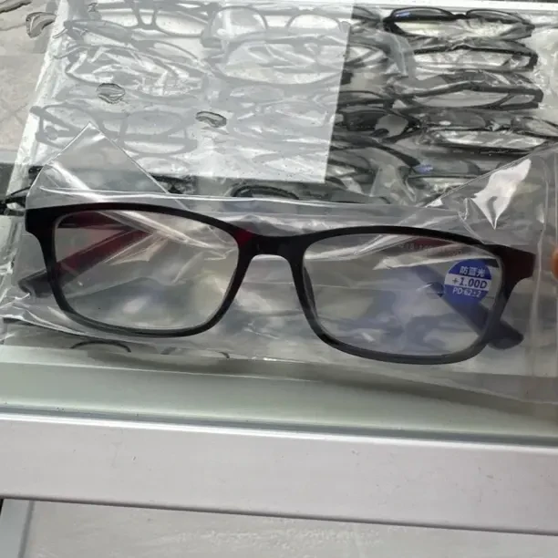 男女通用高清超轻中老年镜时尚舒适