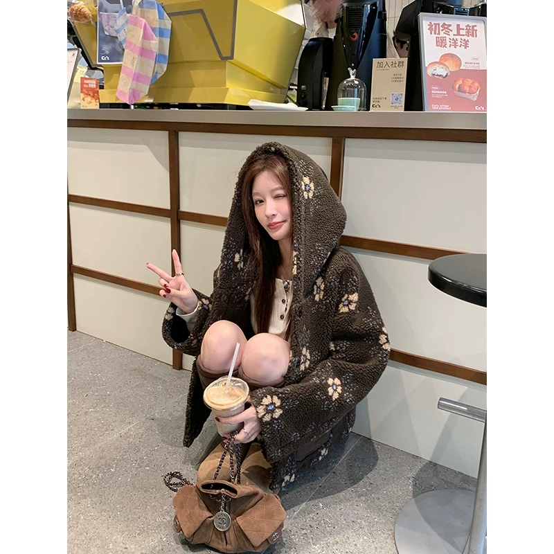 杨杨YANGRUOYU【阳光雏菊】连帽外套冬季提花皮毛一体大衣