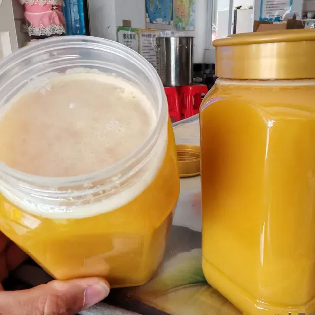 贵州土蜂蜜数量稀少老巢蜜深山老桶农家土蜂蜜