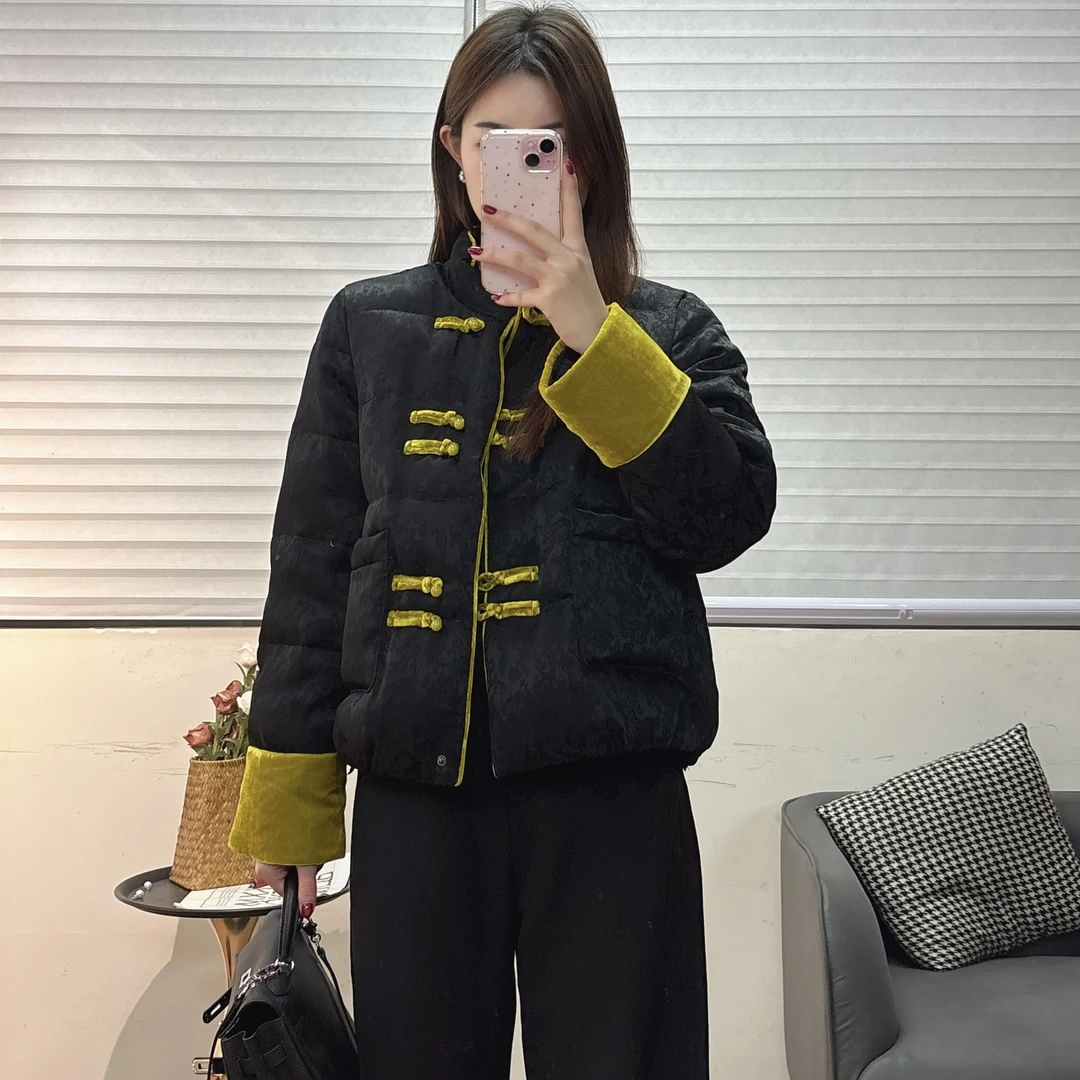 两色复古宽松提花短款立领拼接丝绒秋冬女装羽绒服