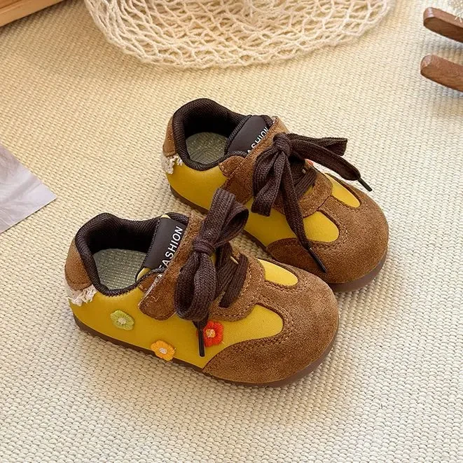 2025秋季新款小童鞋儿童运动鞋女童花朵泡芙鞋芭蕾风跑步鞋宝宝鞋