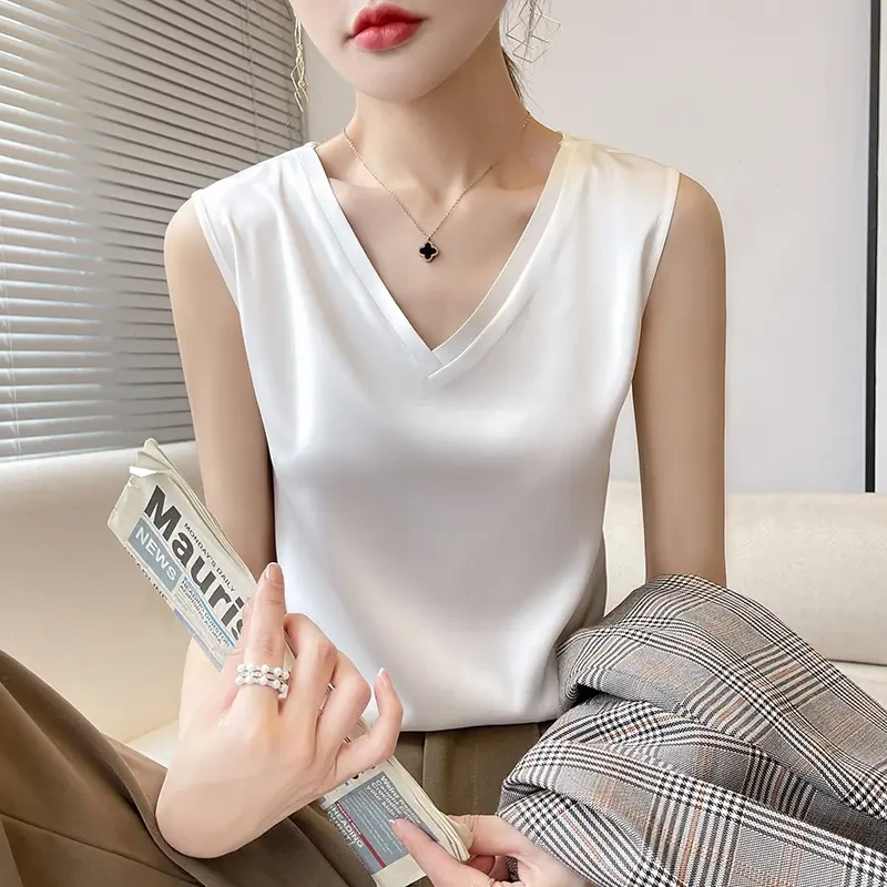 夏季V领无袖吊带背心女显瘦缎面西装百内搭高级感薄款打底衫上衣