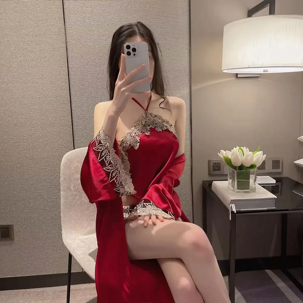 情侣性感肚兜绣花宫廷睡衣火辣诱惑睡裙纯欲仿真丝睡袍4件套战袍