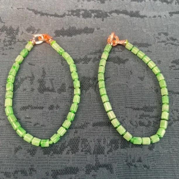 天然翡翠缅A货桶珠手串 卡4-4.5mm