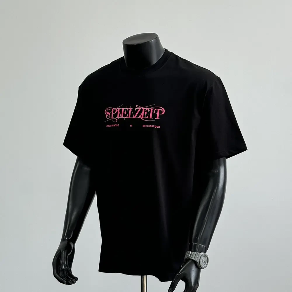 2026年夏季新款美式潮牌圆领短袖男字母印花百搭黑色纯棉小领口