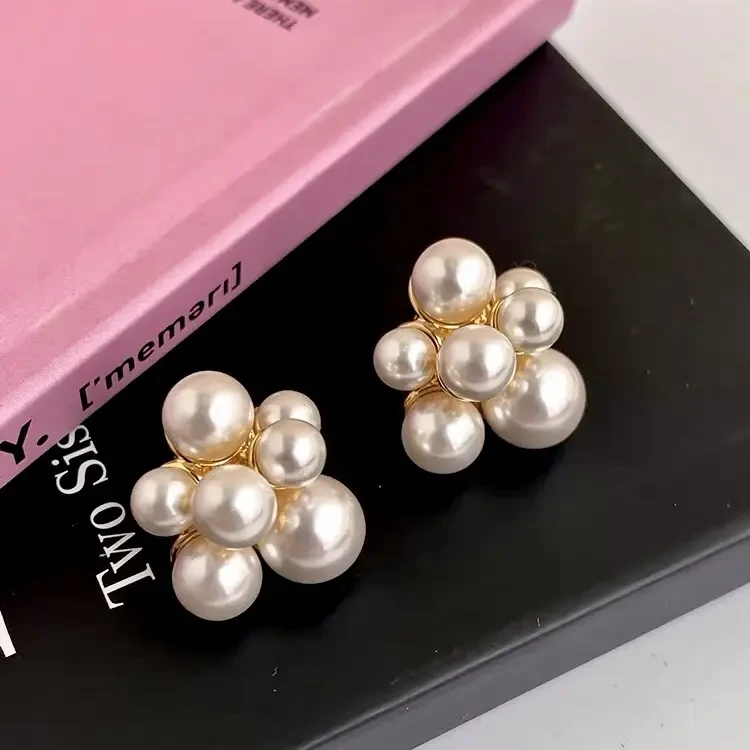 合金仿珍珠耳饰 铜合金珠珠耳饰 法式复古轻奢高级感百搭气质耳钉