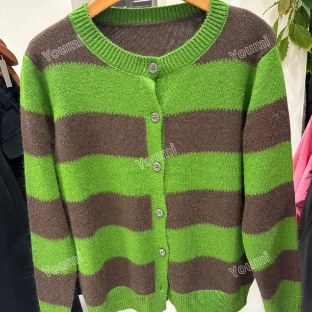 「UM•软软糯糯」2025新款撞色条纹亲肤针织开衫毛衣